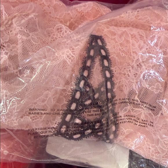 Victoria’s Secret VERY SEXY
Wicked Unlined Balconette Teddy NWT size XXL NWT - Picture 7 of 8